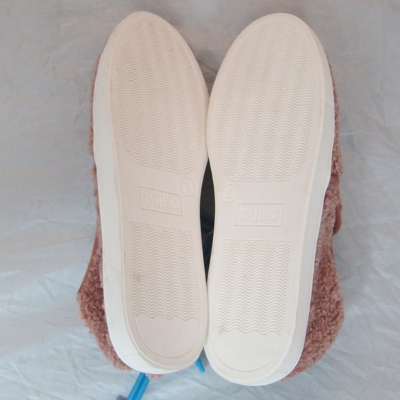 Mad Love Womens Kam Sherpa Twin Gore Sneakers 🍁 - Picture 8 of 8